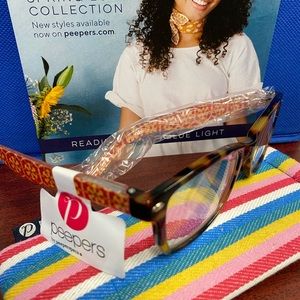 Peepers Glasses 2.00